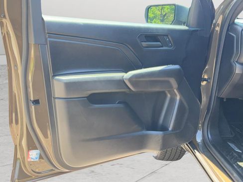 Used 2024 Chevrolet Colorado W/T RWD image 11