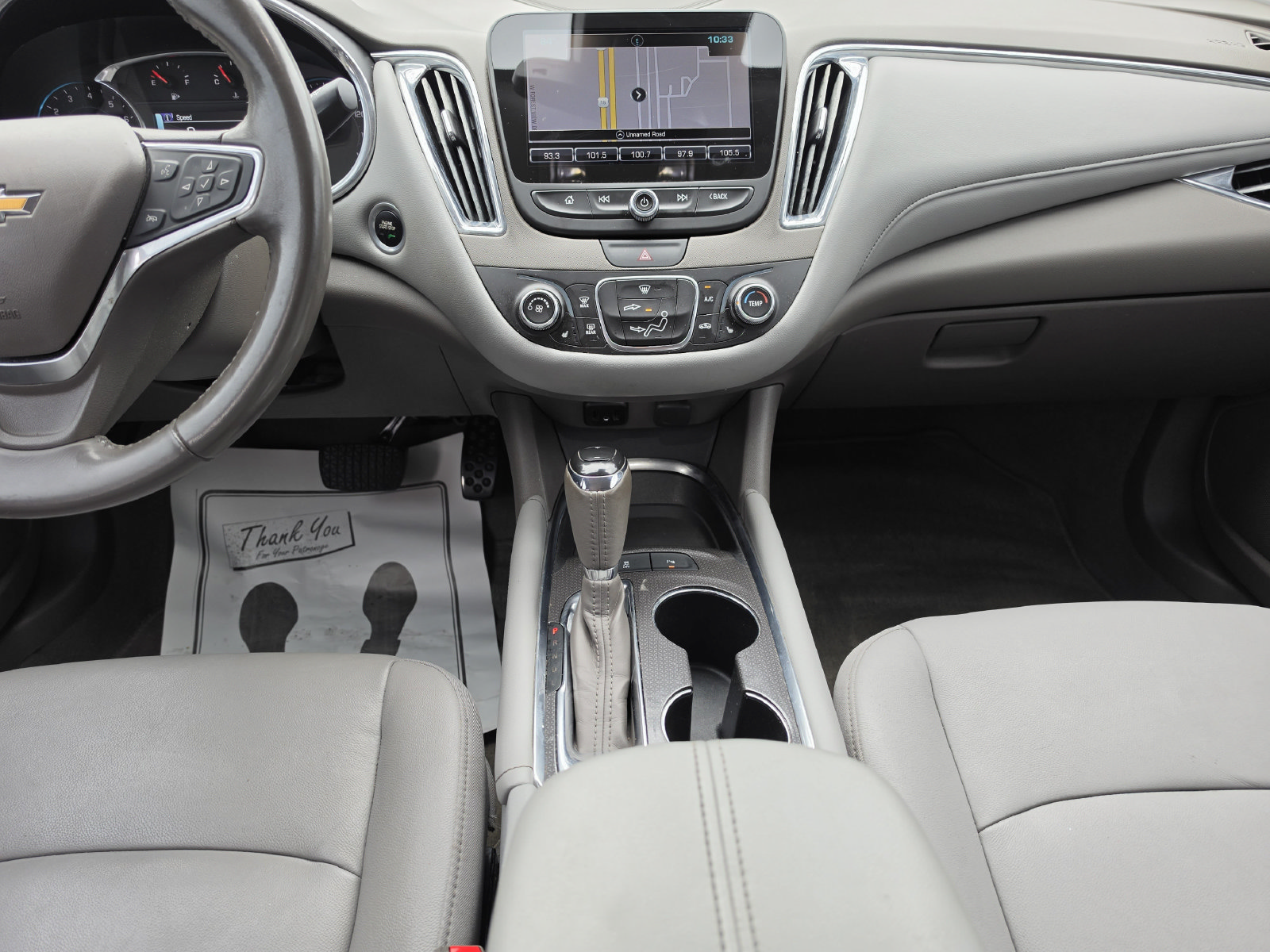 Used 2018 Chevrolet Malibu LT w/ Leather Package FWD image 17