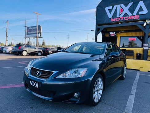 Used 2011 Lexus IS 250 w/ Premium Pkg Value Edition RWD image 1