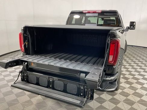 Used 2025 GMC Sierra 1500 Denali w/ Denali Reserve Package AWD/4WD image 40