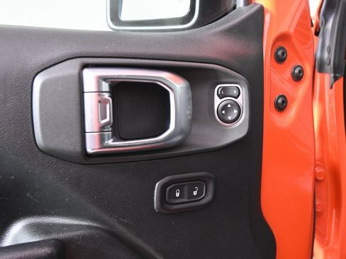 Used 2018 Jeep Wrangler Unlimited Rubicon w/ Dual Top Group image 20