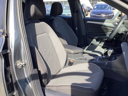 Used 2026 Volkswagen Jetta Sport FWD image 28