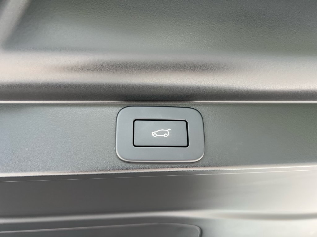 Used 2023 Land Rover Range Rover SE AWD/4WD image 29