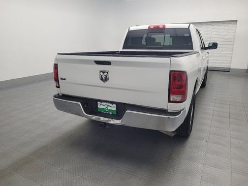 Used 2019 RAM 1500 Classic SLT image 7