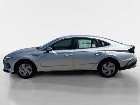 New 2026 Hyundai Sonata SE image 2