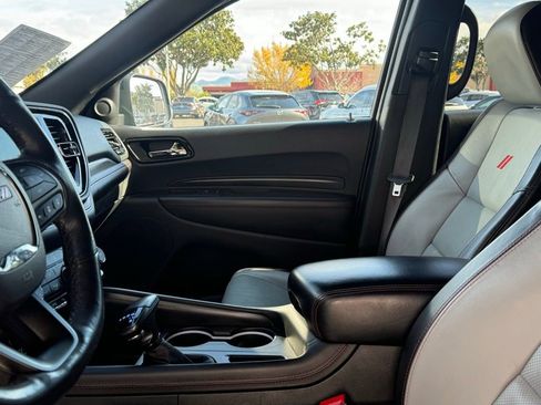 Used 2024 Dodge Durango GT image 14