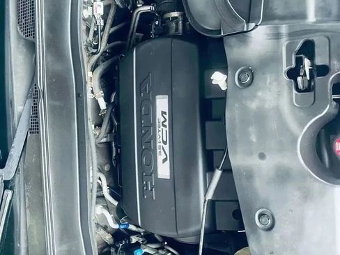 Used 2010 Honda Pilot EX-L image 3