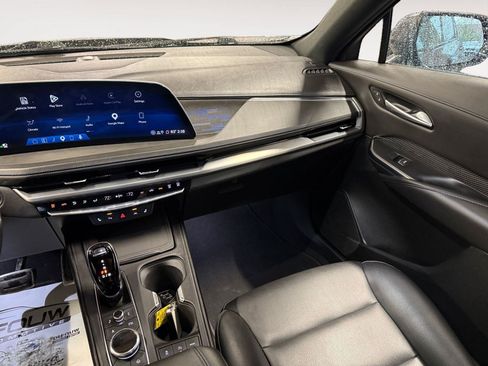 Used 2024 Cadillac XT4 Sport AWD/4WD image 12