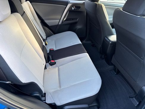 Certified 2018 Toyota RAV4 XLE image 19