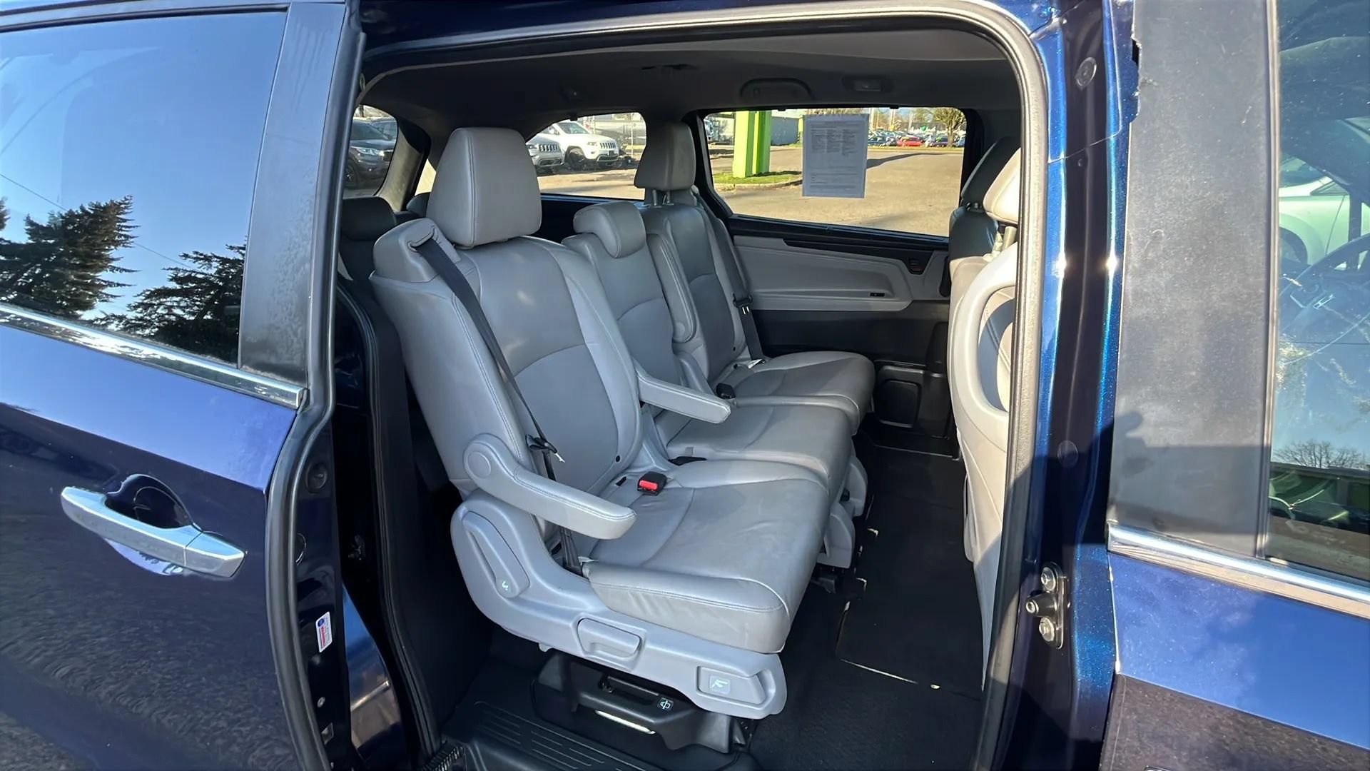 Used 2018 Honda Odyssey EX-L image 16