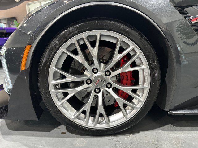 Used 2017 Chevrolet Corvette Z06 RWD image 7