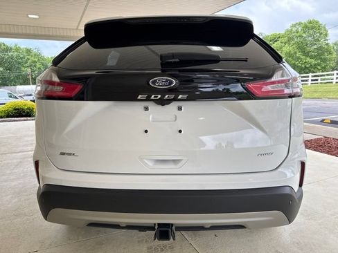 Used 2024 Ford Edge SEL w/ Convenience Package AWD/4WD image 9