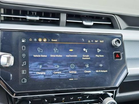 New 2027 Chevrolet Bolt LT w/ Comfort Package FWD image 18