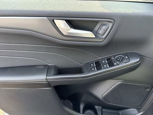 New 2026 Ford Escape SE image 20