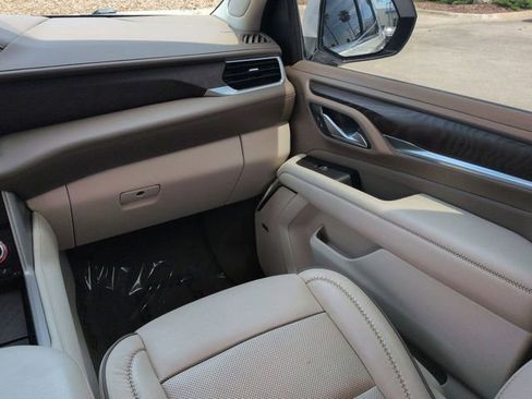 Used 2022 GMC Yukon Denali w/ Denali Ultimate Package RWD image 18