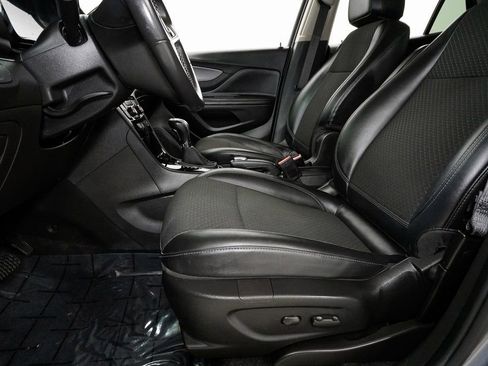 Used 2019 Buick Encore Preferred image 9