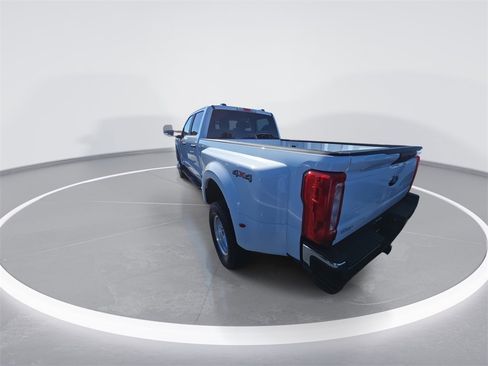 New 2026 Ford F350 XL w/ XL Chrome Package image 6