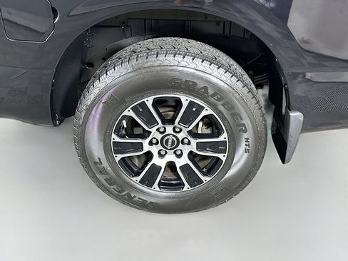 Certified 2024 Nissan Titan SV w/ SV Convenience Package AWD/4WD image 34