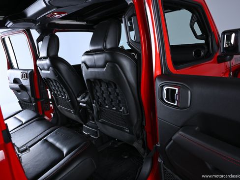 Used 2020 Jeep Wrangler Unlimited Rubicon w/ Quick Order Package 28Y Recon AWD/4WD image 30