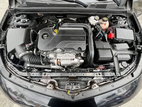 Used 2024 Chevrolet Malibu LT image 33