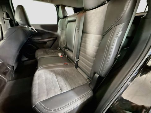 Used 2023 Mitsubishi Outlander SE Black Edition FWD image 25