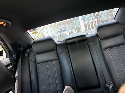 Used 2019 Chrysler 300 S RWD image 12
