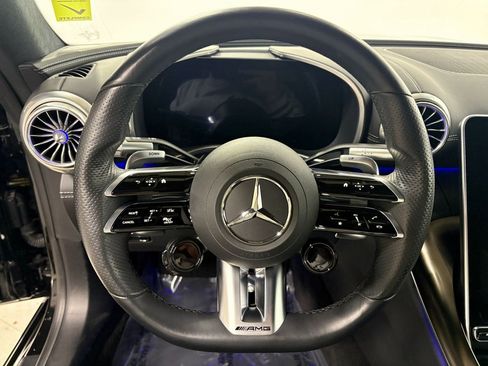 Used 2022 Mercedes-Benz SL 55 AMG 4MATIC w/ Driver Assistance Package image 14