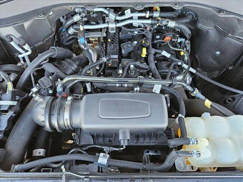 Used 2022 Ford Explorer XLT image 21