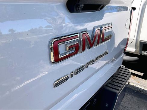 Used 2025 GMC Sierra 1500 Pro w/ Trailering Package image 8