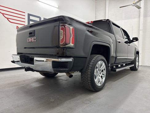 Used 2018 GMC Sierra 1500 SLT image 9