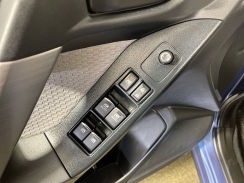 Used 2017 Subaru Forester 2.5i Premium w/ Popular Package #2A AWD/4WD image 16