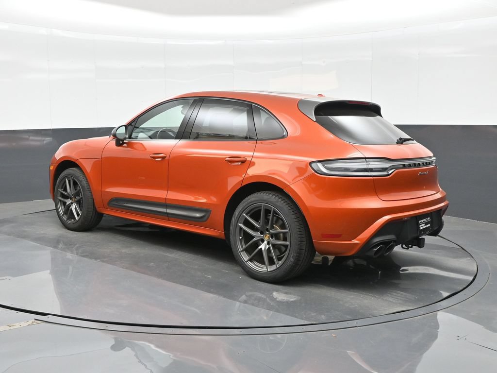 Certified 2024 Porsche Macan Turbo AWD/4WD image 3