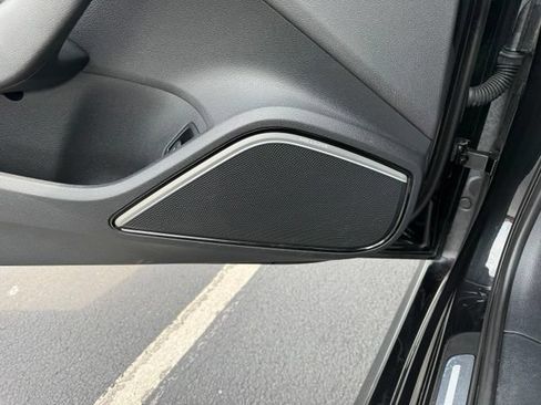 Used 2018 Audi A3 e-tron Premium Plus w/ Technology Package FWD image 22