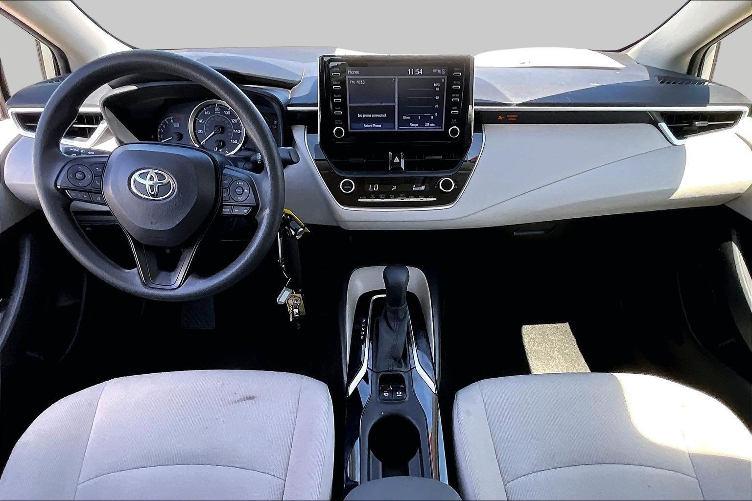 Used 2020 Toyota Corolla LE w/ Carpet Mat Package (TMS) FWD image 13