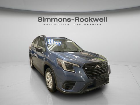 Used 2023 Subaru Forester AWD/4WD image 7