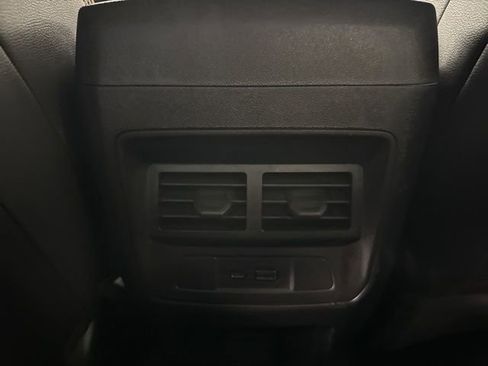 Used 2025 GMC Canyon AT4 w/ Nightfall Edition image 18