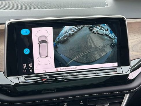 New 2026 Volkswagen Atlas SE image 21