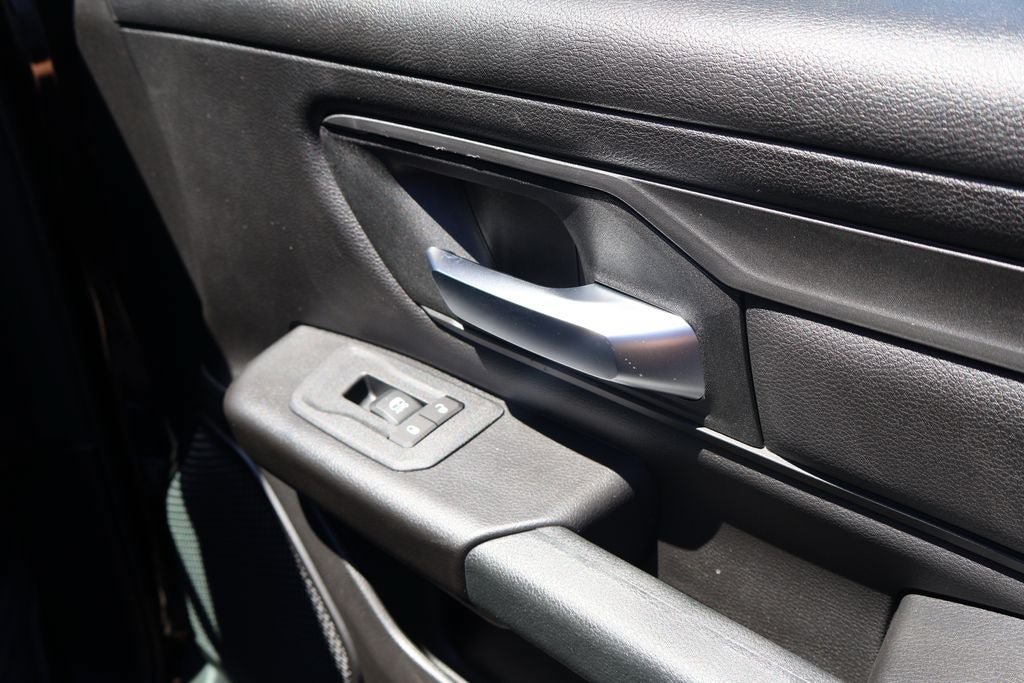 New 2026 RAM 1500 Warlock AWD/4WD image 13