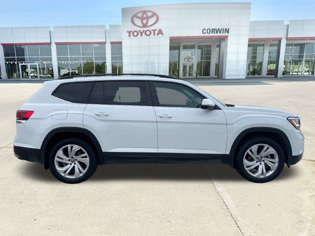 Used 2023 Volkswagen Atlas SE AWD/4WD image 6