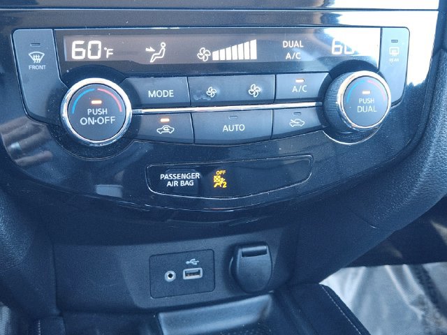 Used 2020 Nissan Rogue SL AWD/4WD image 19