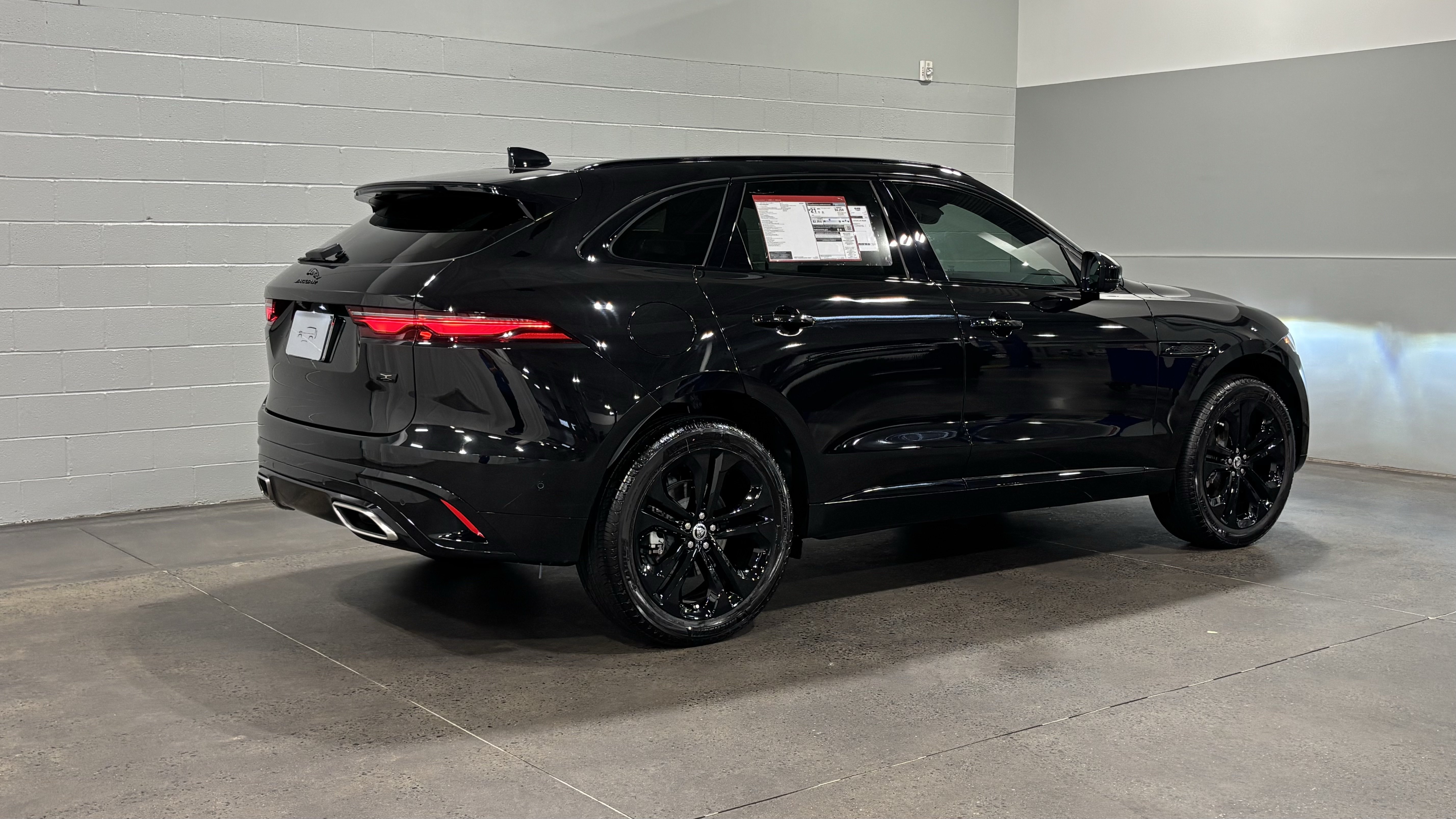 New 2026 Jaguar F-PACE R-Dynamic S AWD/4WD image 2
