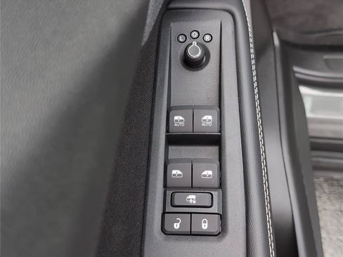 New 2026 Jeep Cherokee Laredo AWD/4WD image 20