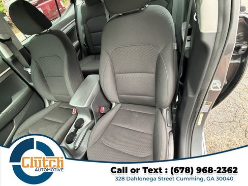Used 2019 Hyundai Elantra SE w/ Cargo Package FWD image 16