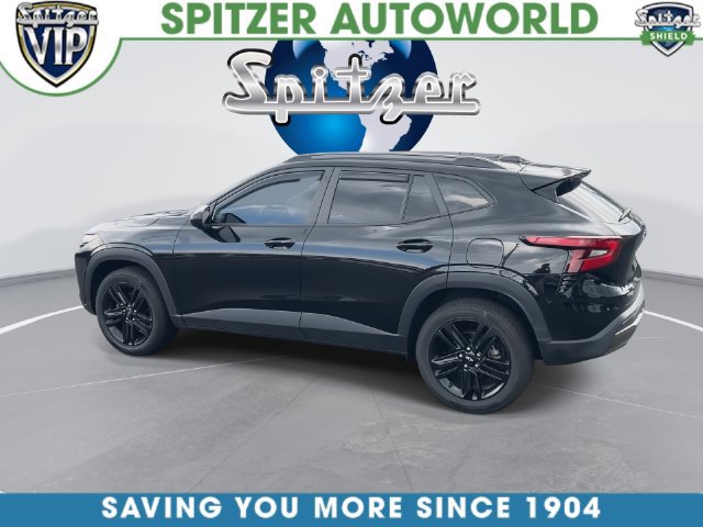 Used 2024 Chevrolet Trax ACTIV w/ Sunroof Package FWD image 7