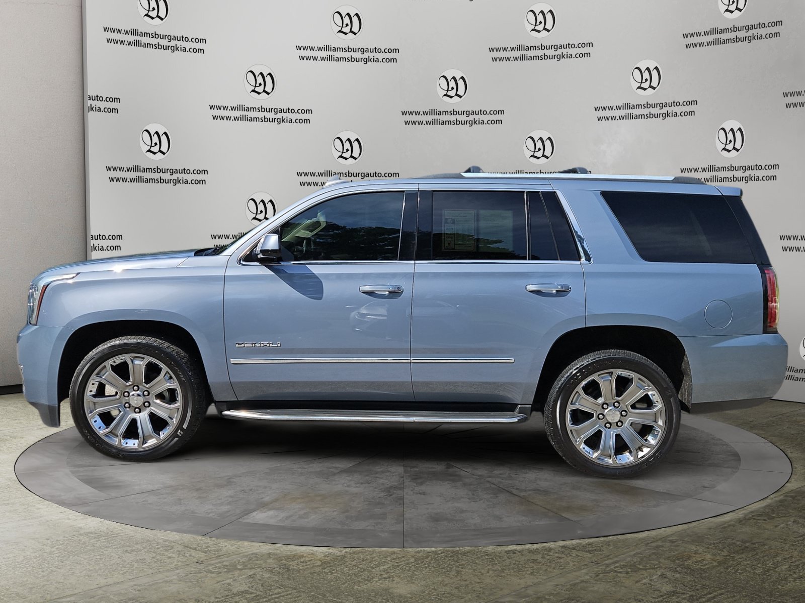 Used 2016 GMC Yukon Denali w/ Open Road Package AWD/4WD image 2