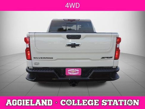 Certified 2026 Chevrolet Silverado 1500 ZR2 w/ Dark Appearance Package AWD/4WD image 5