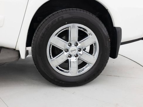 Used 2012 Nissan Armada Platinum AWD/4WD image 22
