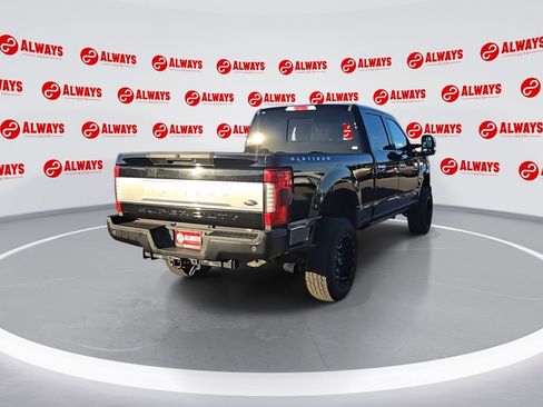 Used 2018 Ford F350 Platinum image 8