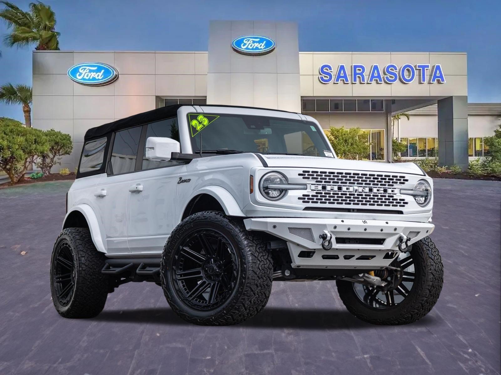 Used 2023 Ford Bronco Badlands AWD/4WD image 1