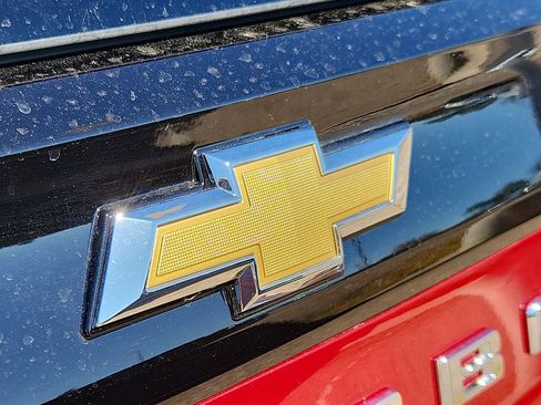 New 2026 Chevrolet Suburban LT w/ Comfort Package image 35